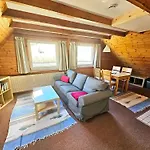 Haus Atlantis, Holzwohnung 3